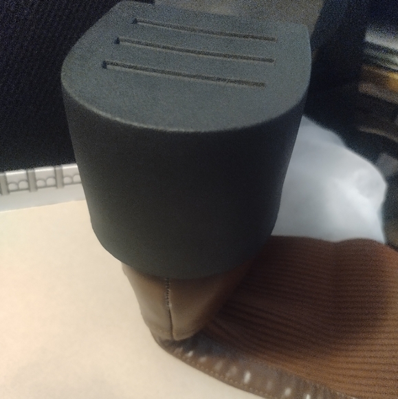 Newbella Patterned Box - Picture 4 of 4